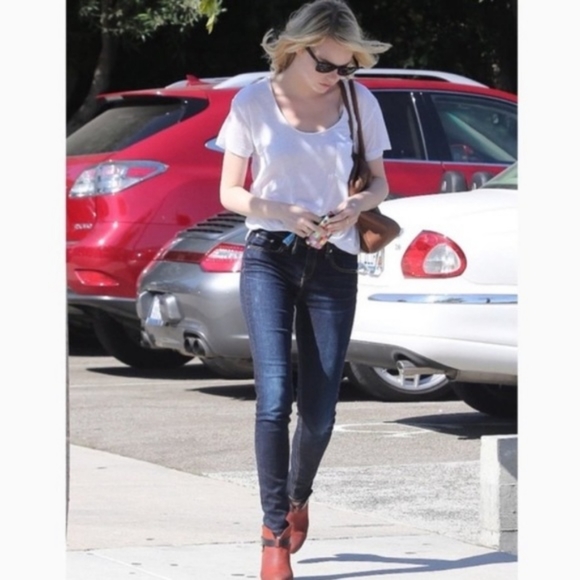 Rag & Bone Dark Wash Kensington Skinny Jeans in a size 28 - Picture 6 of 6